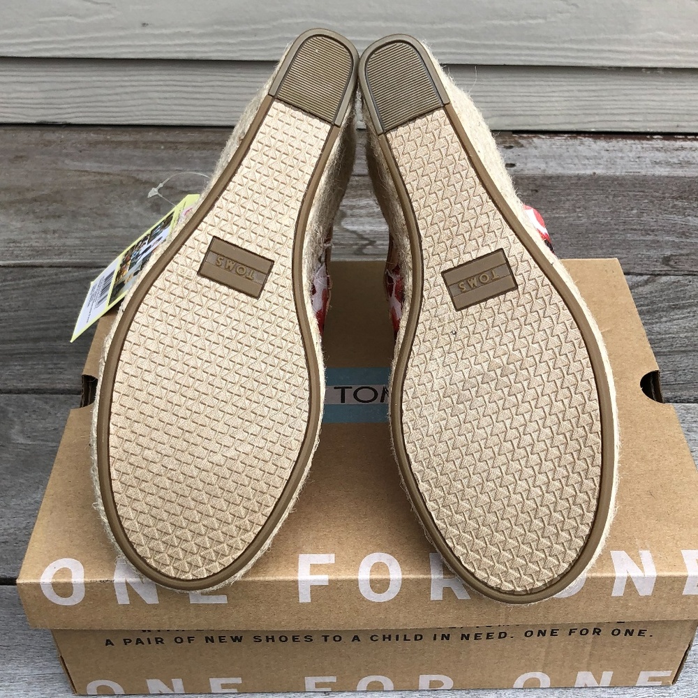 TOMS Monica Poppy Watercolor Platform Wedge - Picture 3 of 6